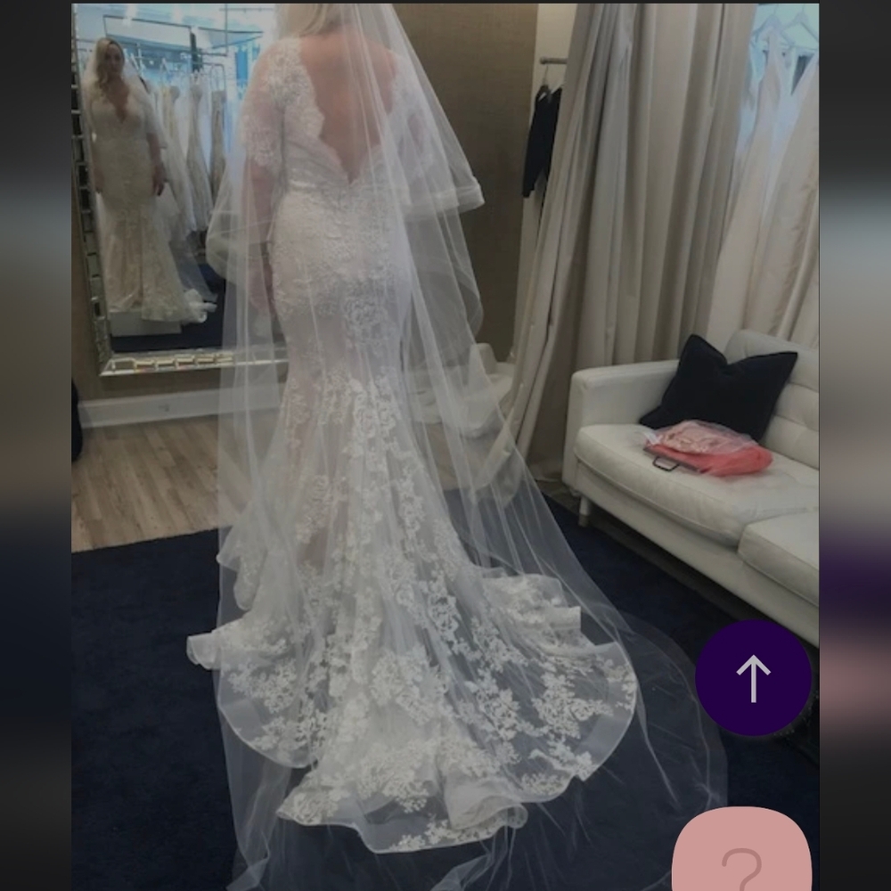 Marchesa Essence Blush Elegant Lace Wedding Gown - Picture 6 of 17